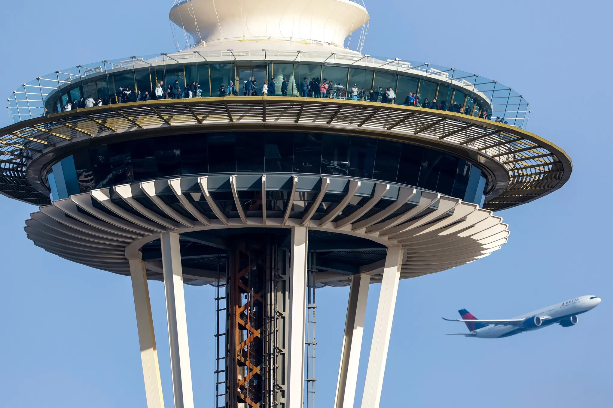 FAA fight may net Sea-Tac new Delta flight to Congress’ favorite airport